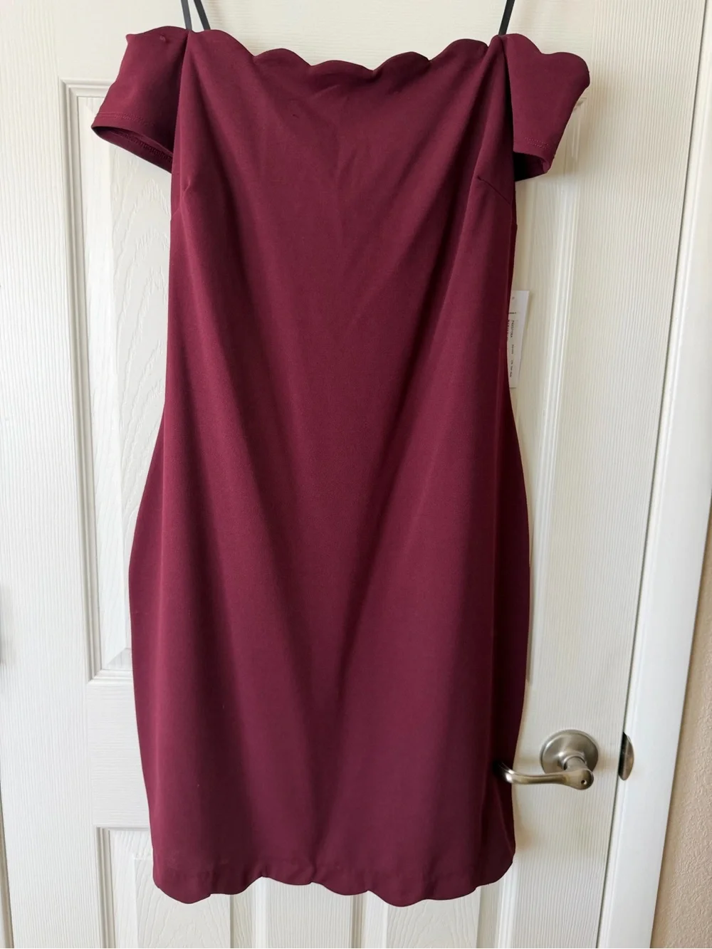 Premier Amour Elegant Scallop Neck Burgundy Midi Dress
